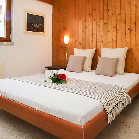 Pre 2 By Interhome Apartmán *